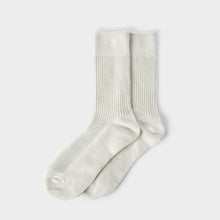 Load image into Gallery viewer, GIFT BOXED SOCKS  Off White  One Size
