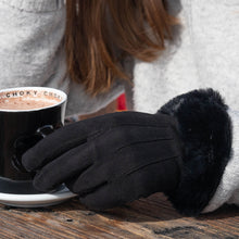 Load image into Gallery viewer, BLACK FAUX SUEDE GLOVES WITH FAUX FUR CUFF
