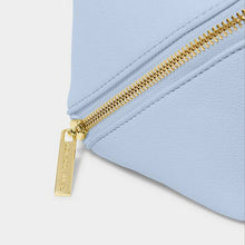 Load image into Gallery viewer, MEDIUM MAKE UP WASH BAG Blue Aura
