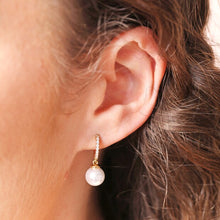 Load image into Gallery viewer, Pearl Drop Crystal Huggie Hoop Earrings in Gold
